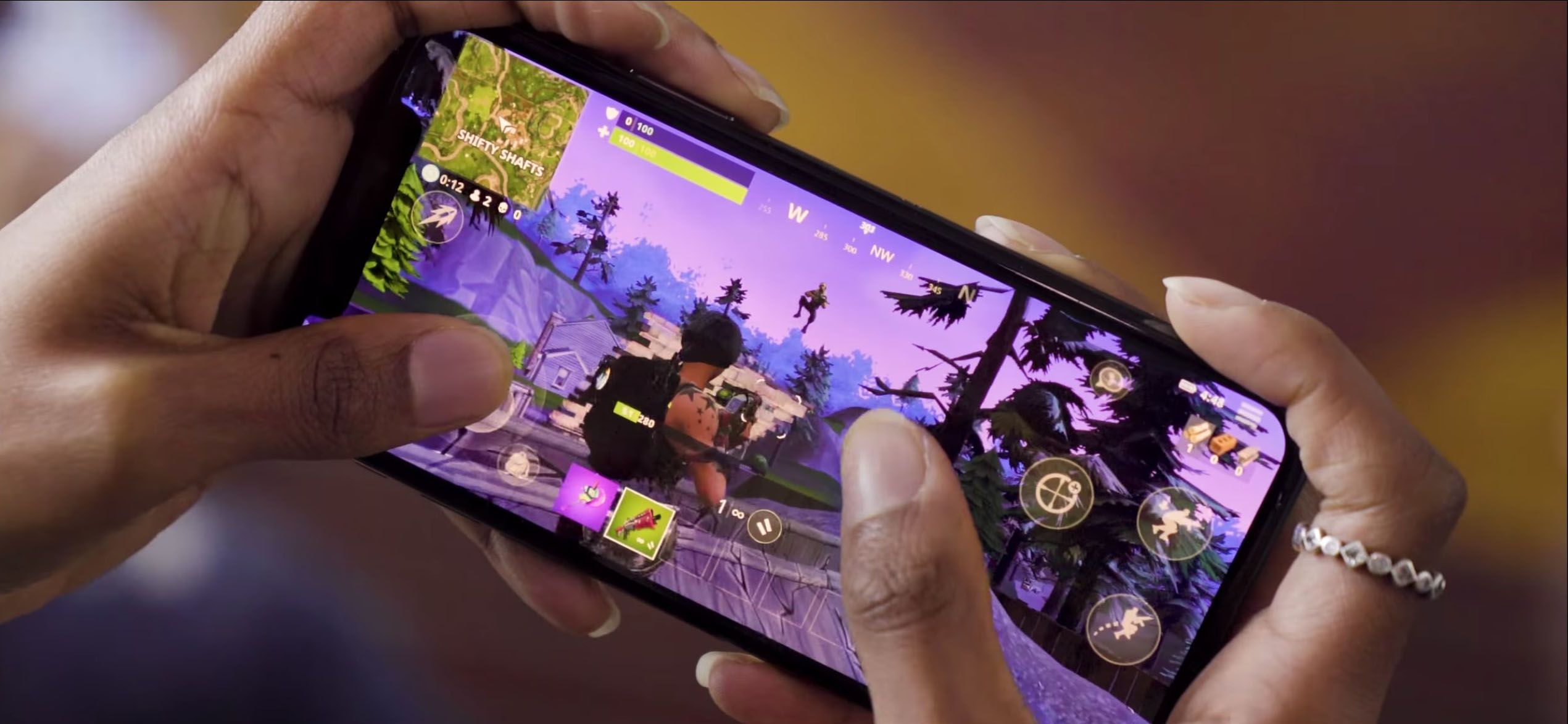 Fortnite na mobily dřív než se očekávalo? Možná jsme blíž než jsme si mysleli.