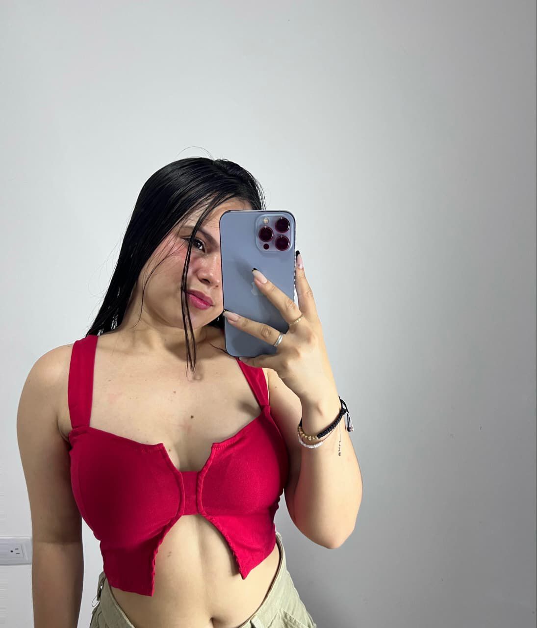 Crop Top Rojo Cutout Premium