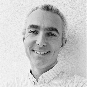 Headshot of Jonathan van Eyll