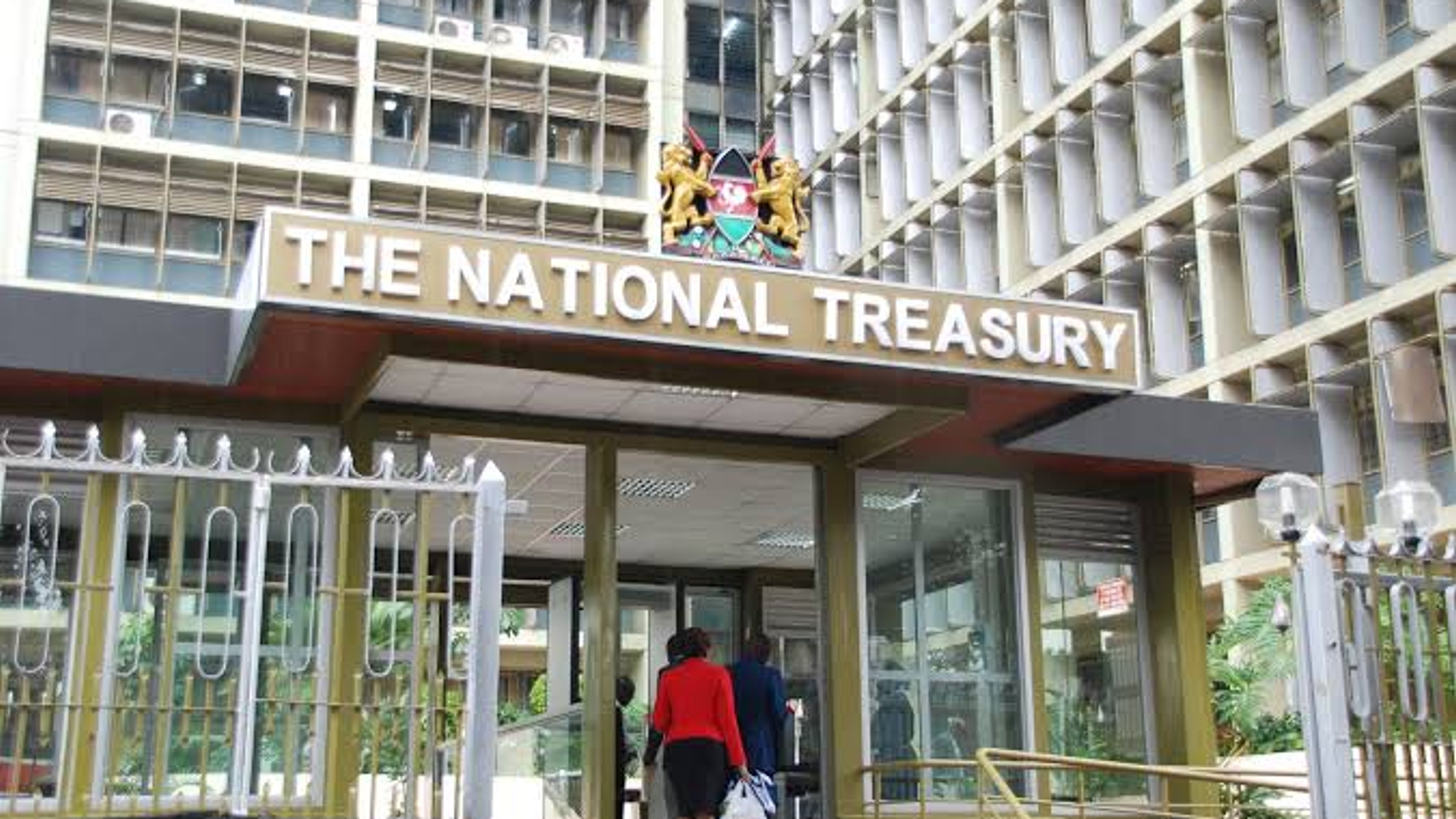 Treasury Staff Arrested in Bribery Syndicate Bust by the Ethics & Anti-Corruption Commission