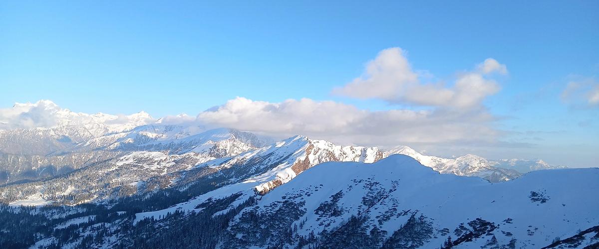 Kedarkantha Trek