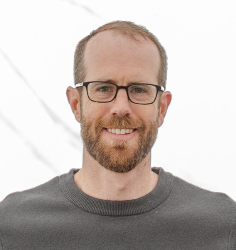 A portrait of Nick Woodward