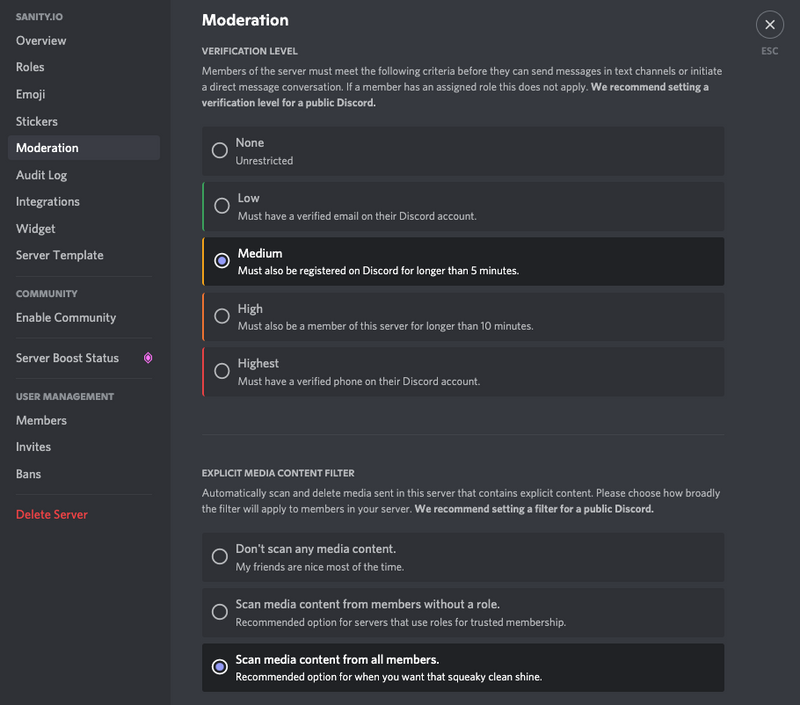 Moderation options in Discord