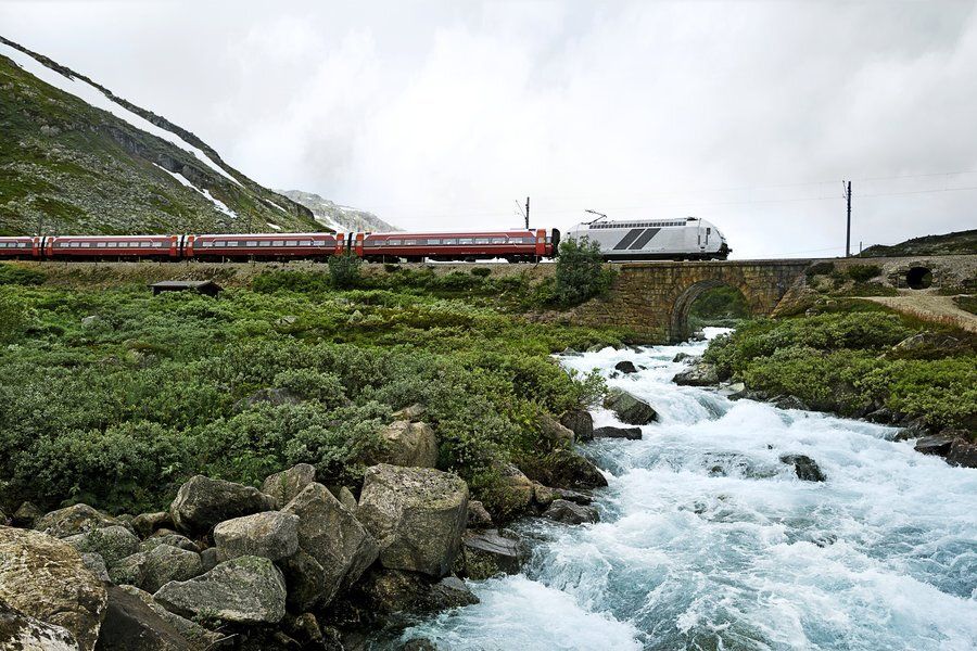 Bilde - Tog i norsk natur