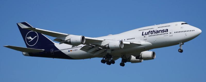 Flugzeug