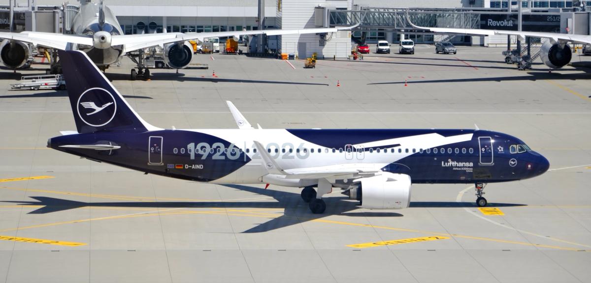 Flugzeug