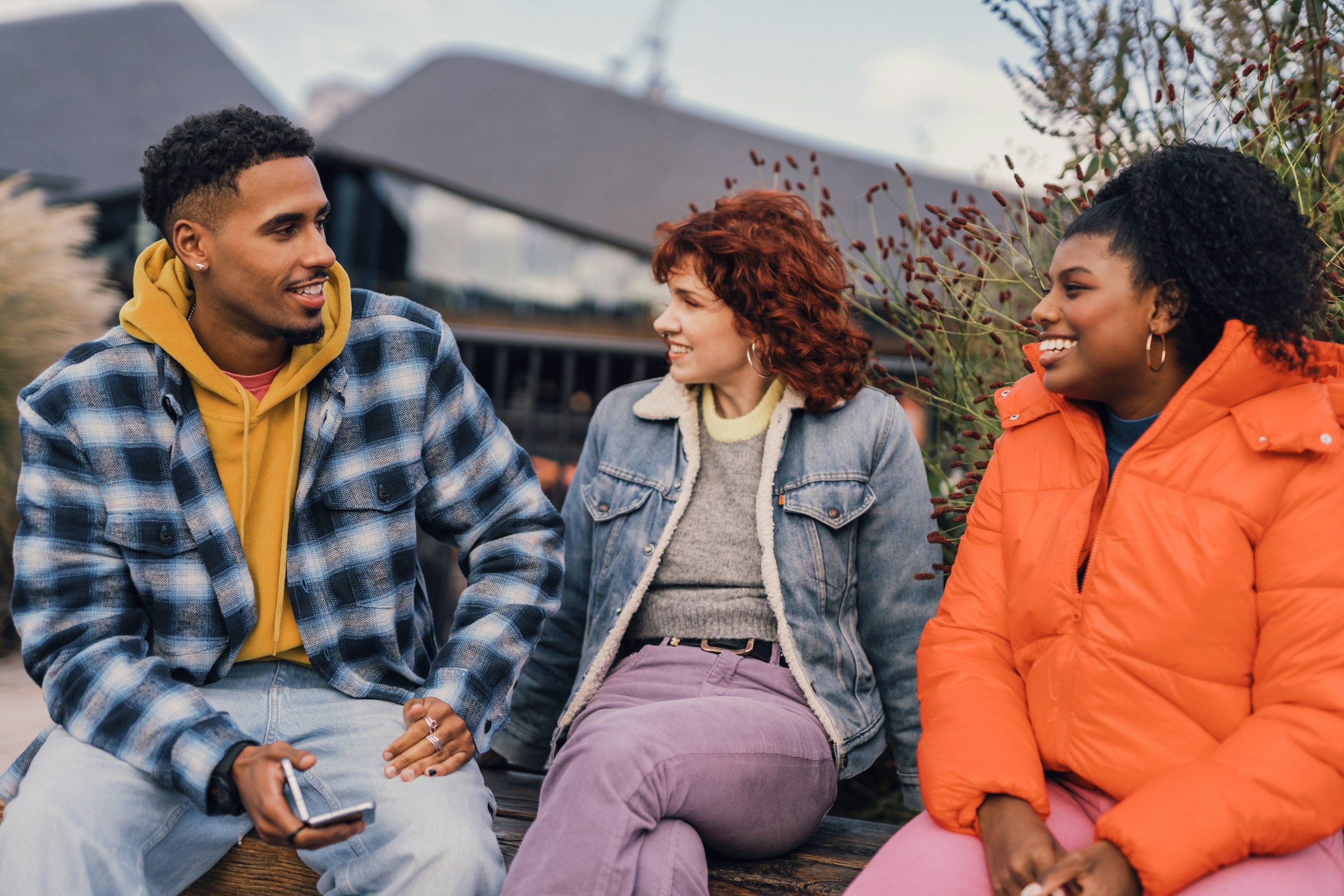 Newcomers planning their move to Canada