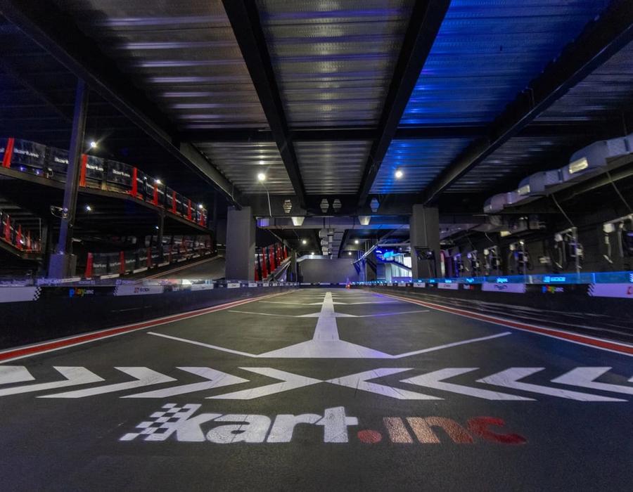 Logo Kart.inc di lintasan start-finish