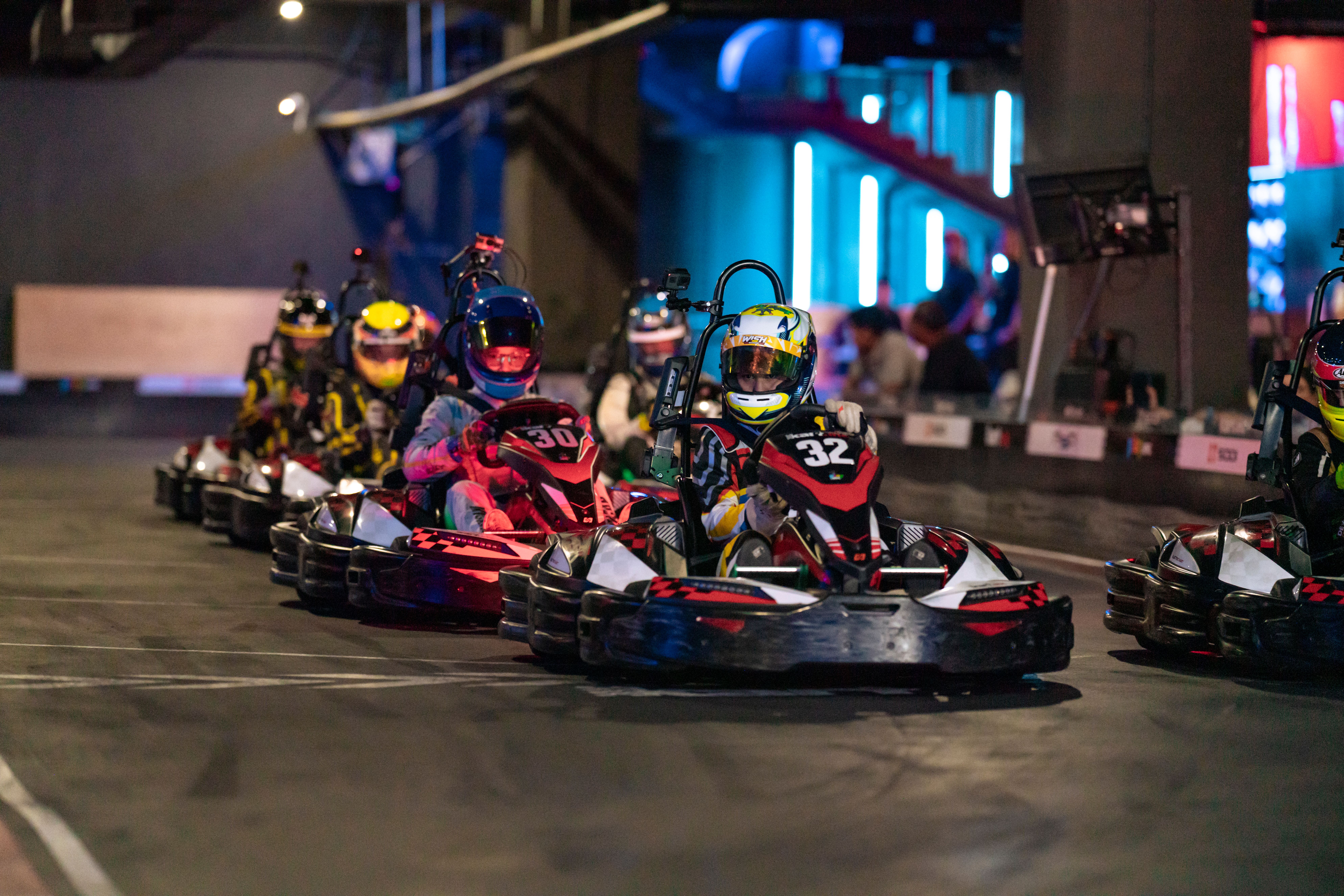 Gokart di sirkuit indoor Kart.inc