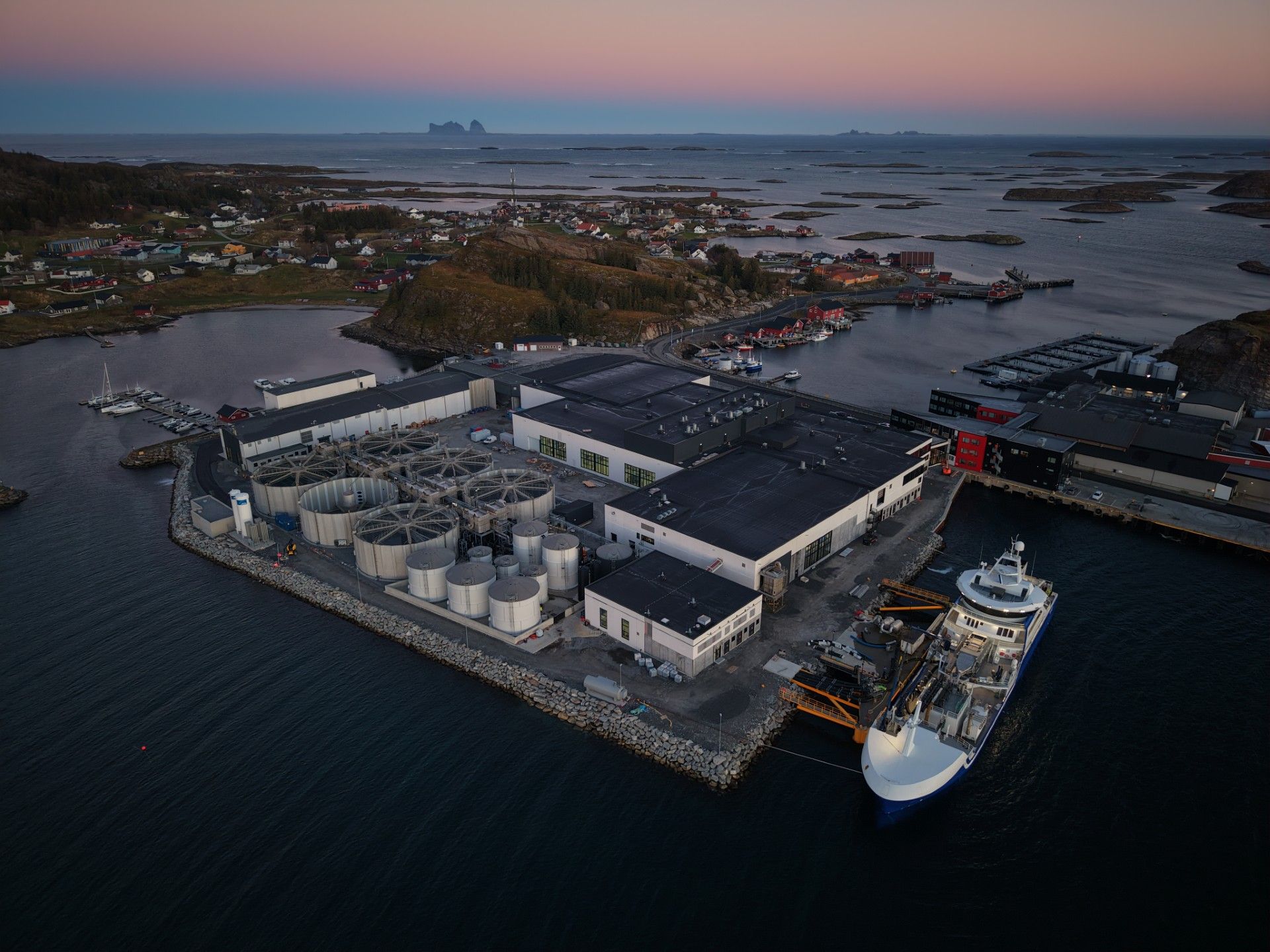 Image of the facility on Lovund