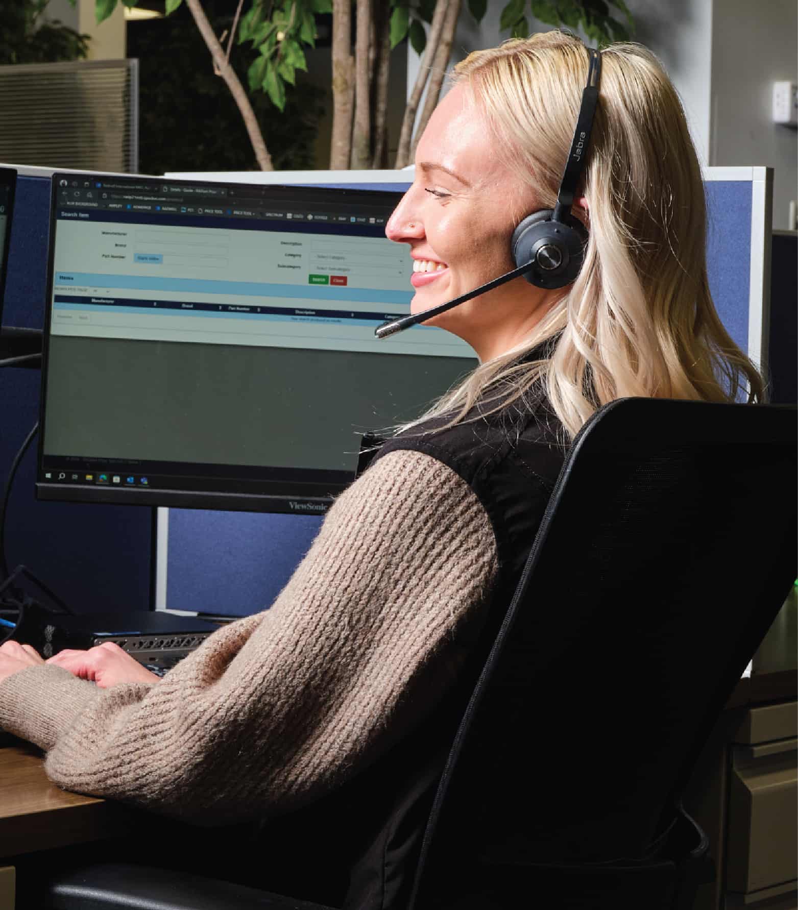 Radwell employee providing expert support