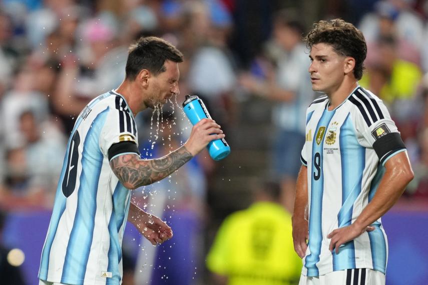 Svi igraju, ali Mesi je nešto posebno: Argentina