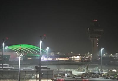 Image for Saobraćaj tokom noći bio obustavljen na aerodromu u Minhenu zbog preleta drona