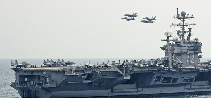 "USS Abraham Linkoln", sa oko 5.000 mornara i marinaca, raspoređen je u novembru prošle godine i bio je uključen u američku pomorsku blokadu i borbene operacije u ratu sa Iranom