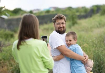 Roditelji neoprezno objavljuju fotografije dece na mrežama