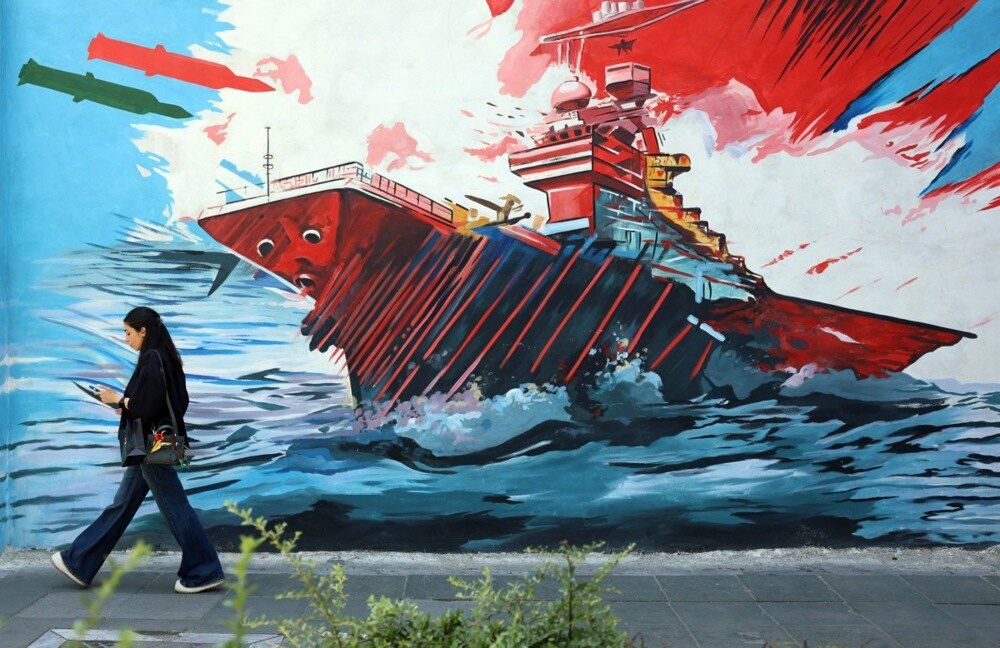 U saopštenju je navedeno da su četiri tankera za prevoz nafte u 1.30 časova pokušala da ilegalno izađu iz Ormuskog moreuza, uprkos prethodnim upozorenjima mornarice IRGC-a