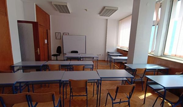 Image for Deo škola nastavlja protest