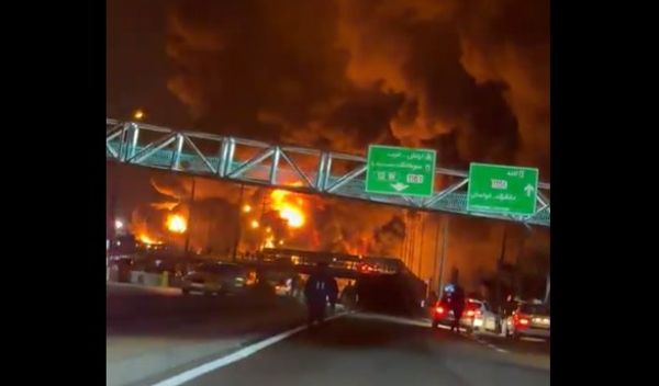 Image for Gore skladišta goriva u Teheranu