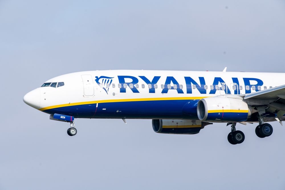 Rajanerov boing 737-800