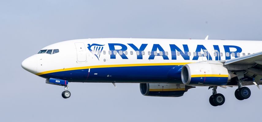 Rajanerov boing 737-800