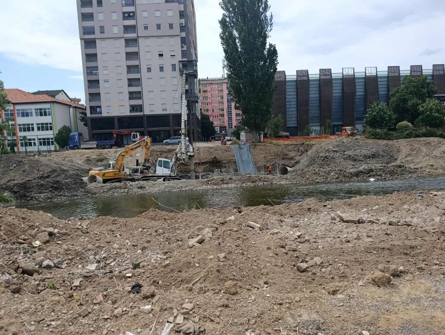 Image for Za dva mosta skoro tri miliona