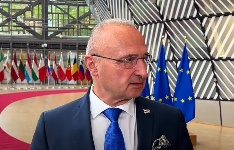 Image for Grlić Radman "poklonio" Jadransko more Nemcima