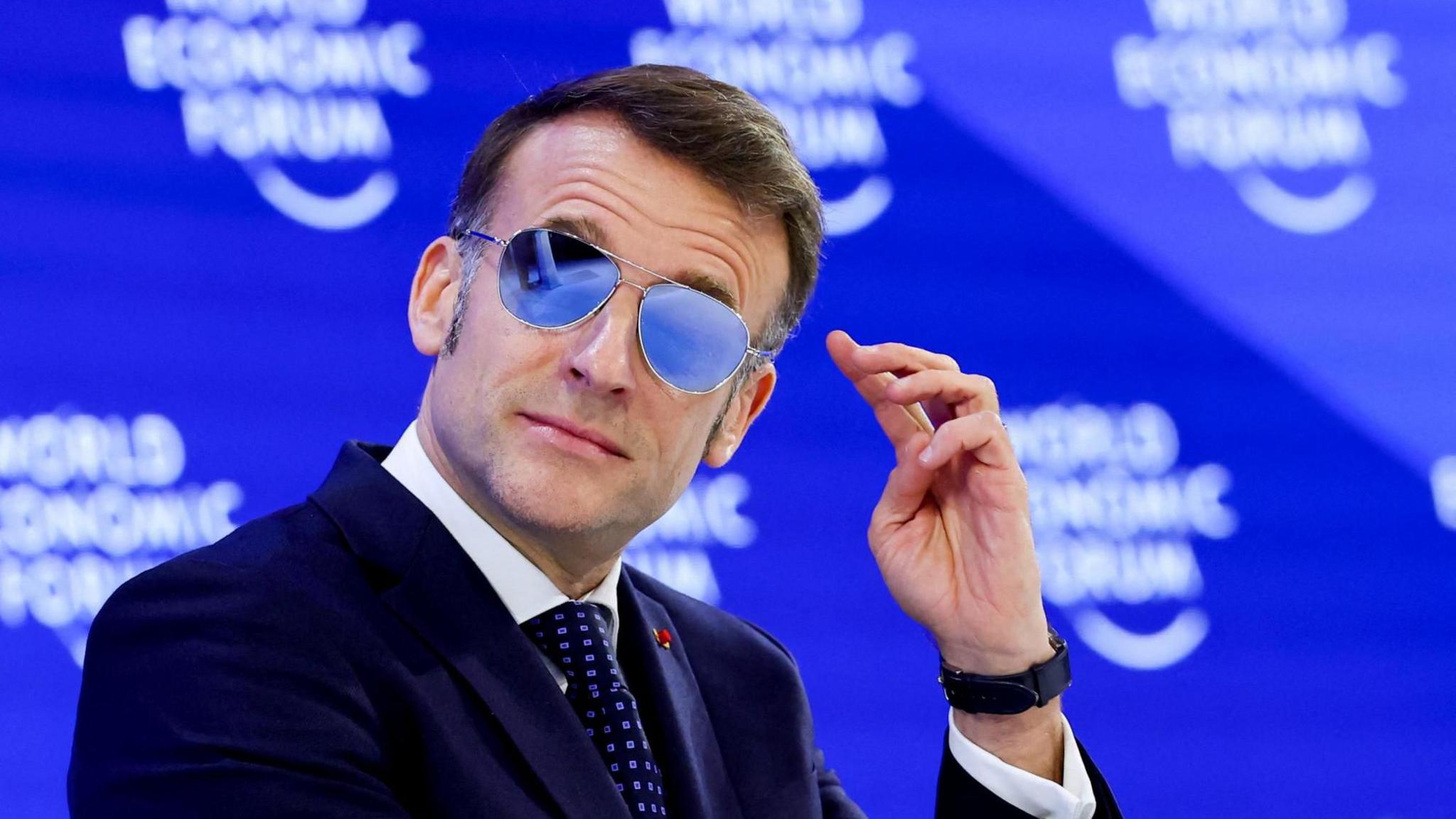 "Pozivam na povratak smirenosti i odgovornosti. Prioritet mora biti mirno i dogovoreno otvaranje Ormuskog moreuza", poručio je Makron