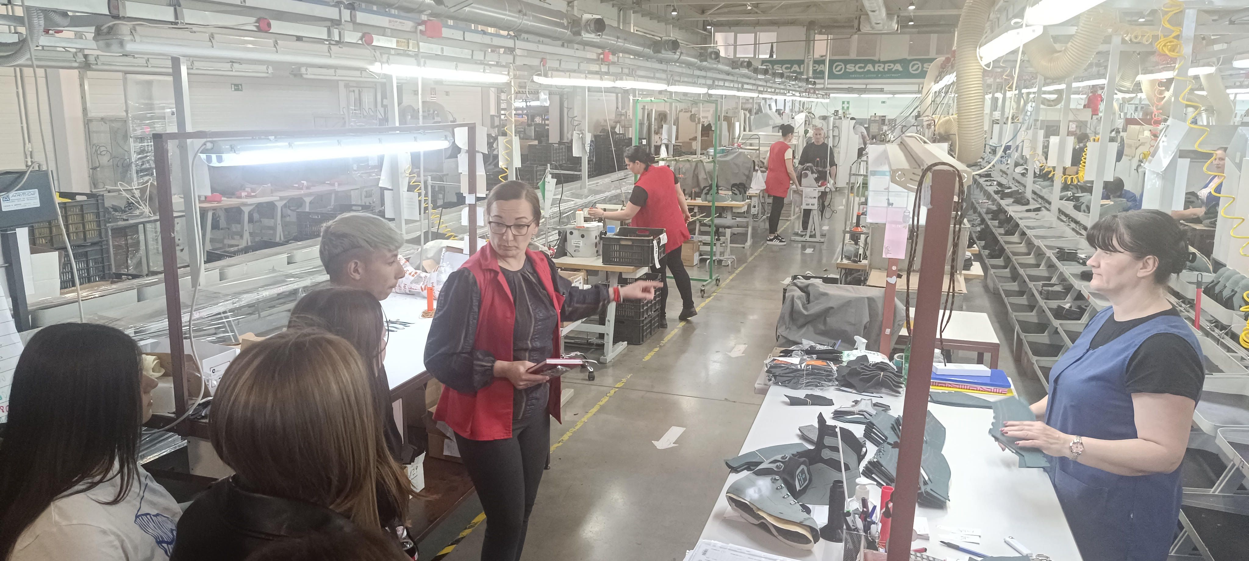 Poseban segment događaja činile su interaktivne radionice, u okviru kojih su učenici mogli da se oprobaju u različitim zanimanjima