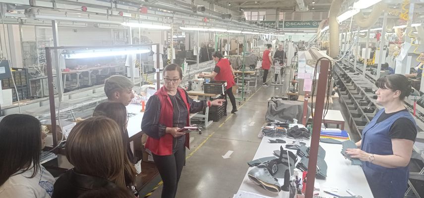 Poseban segment događaja činile su interaktivne radionice, u okviru kojih su učenici mogli da se oprobaju u različitim zanimanjima