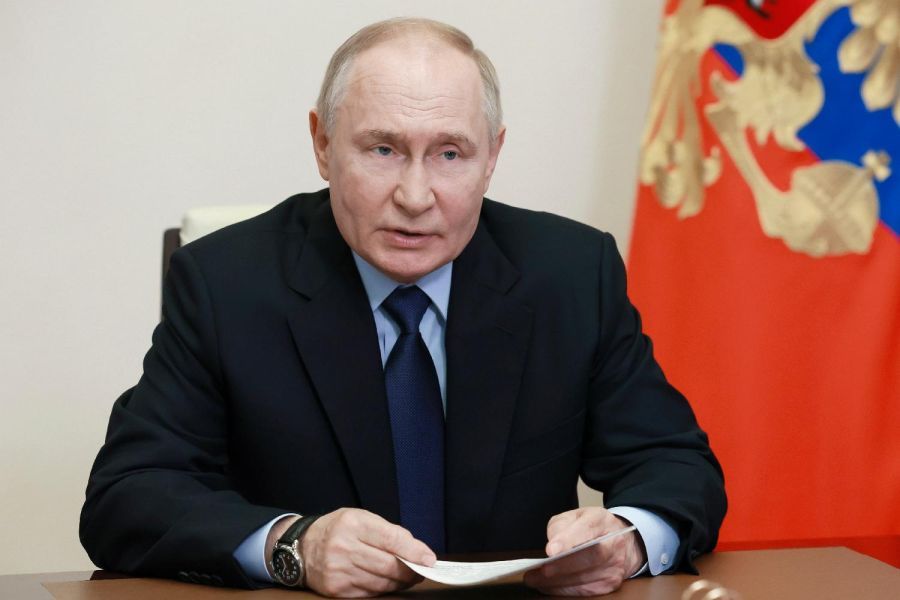 Image for Putin smenio ministra