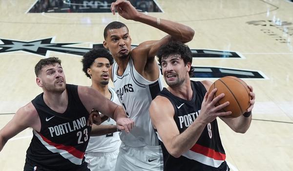 Image for Gosti bolji u drugim mečevima plej ofa