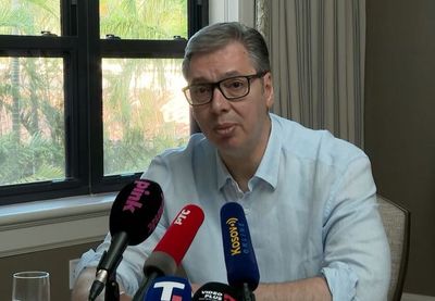 Image for Besprekorna i časna služba