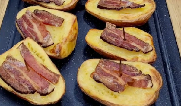 Image for Krompir u "gaćama": Ovo je najbolji recept za čuveno starinsko srpsko