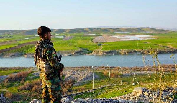 Image for BBC sa kurdskim pripadnicama tajnog ženskog bataljona