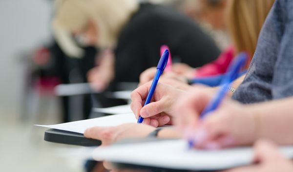 Image for Od danas burno za decu i roditelje: Počinje polaganje završnog ispita