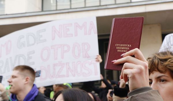 Image for Skup ispred gradske skupštine