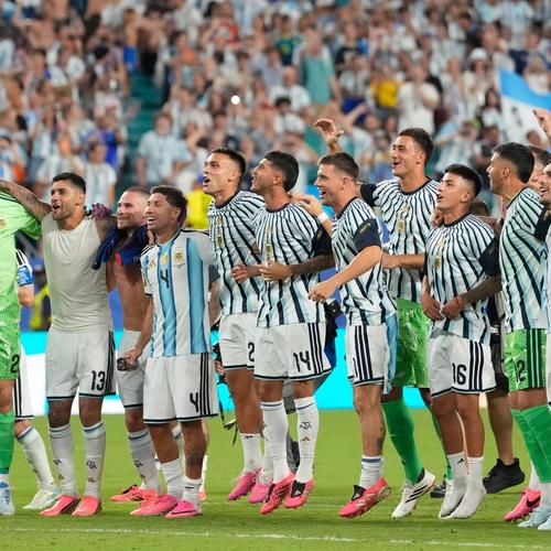 Težak put za vladajućeg šampiona: Slavlje Argentinaca