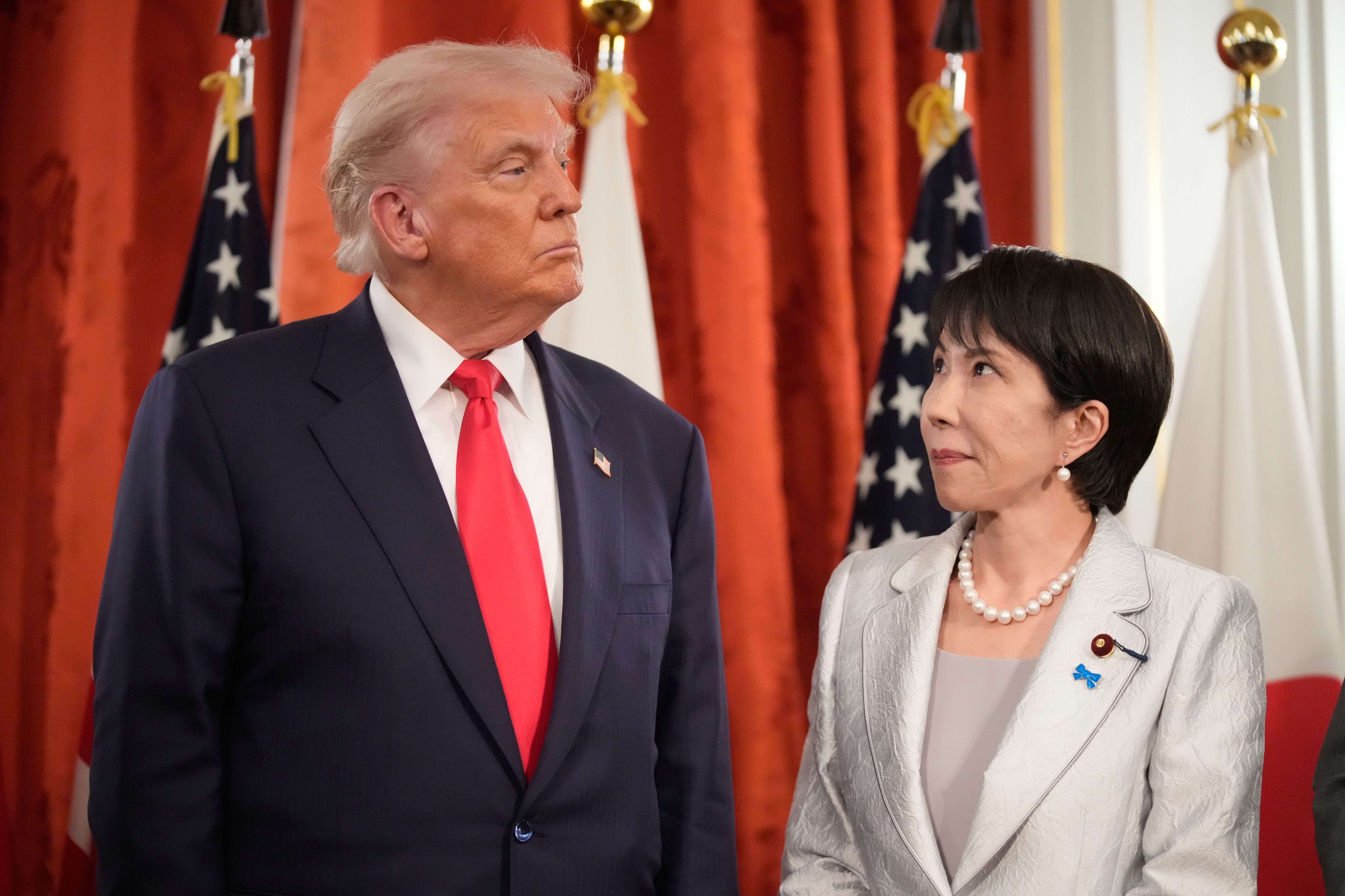 Image for Tramp se sastao sa novoizabranom japanskom premijerkom Takaiči u Tokiju