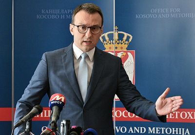 Image for Kurti nervozan, pa napada