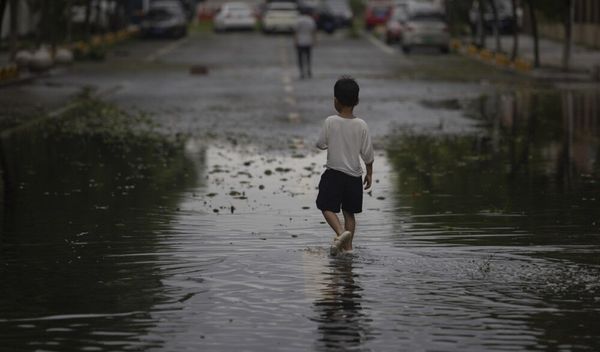 Poplave su naročito pogodile region Guangsi, a meteorolozi upozoravaju na nove pljuskove u narednim danima