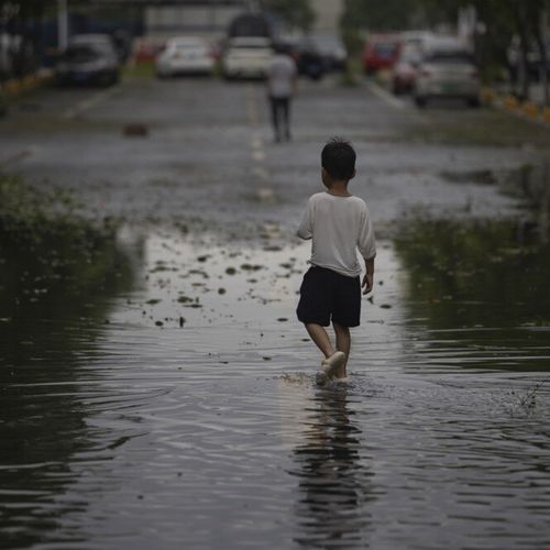 Poplave su naročito pogodile region Guangsi, a meteorolozi upozoravaju na nove pljuskove u narednim danima