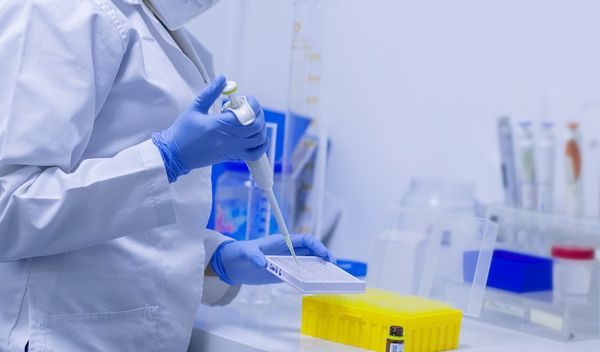 Cilj terapije je samo delimično reprogramiranje starih ćelija, čime im se vraćaju karakteristike mladih ćelija bez potpunog gubitka njihovog identiteta i funkcije