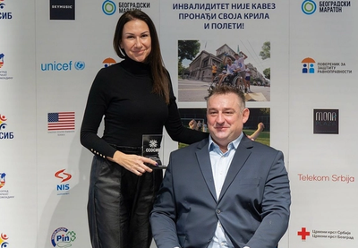Image for Plaketom Sportskog saveza osoba sa invaliditetom odlikovan Telekom Srbija