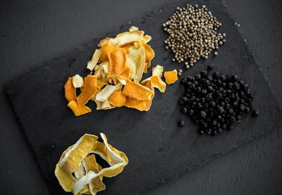 Image for Kuvana kora pomorandže i crni biber: Prirodni recept za mirisan dom