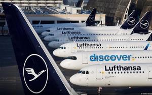 ufthansa u svoj drugi vek ne ulazi kao ponosni lider, već kao umorni gigant koji se više bavi unutrašnjim sukobima nego budućnošću letenja