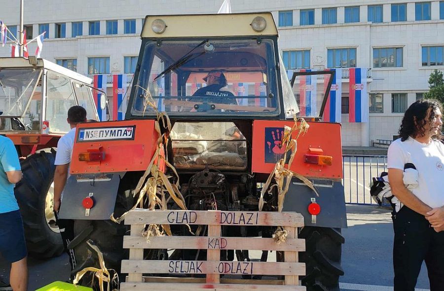 Image for Privedena tri poljoprivrednika