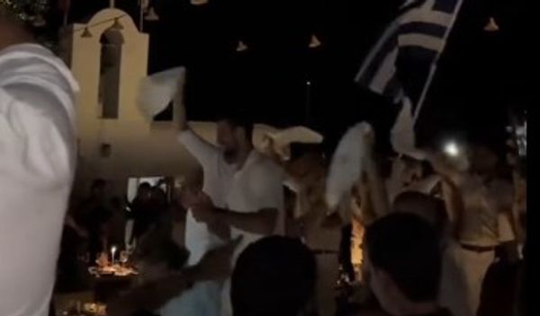 Image for Nole u provodu, popeo se na sto kao Jokić