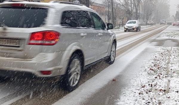 Image for AMSS: Zimski uslovi vožnje, upozorenje na ledenu kišu