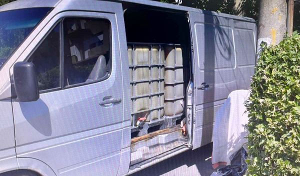 Image for Zaplenjeno 2.500 litara goriva