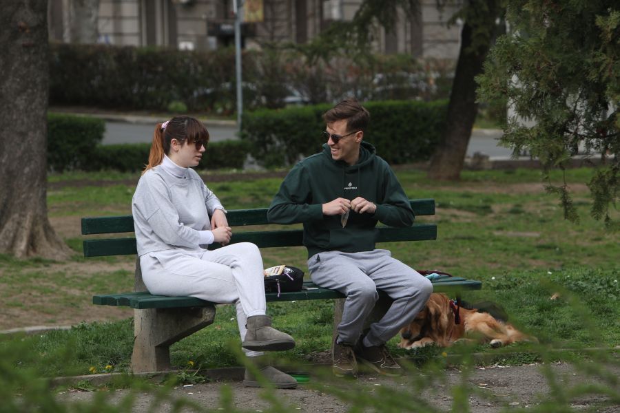 Image for Oblačno i toplo